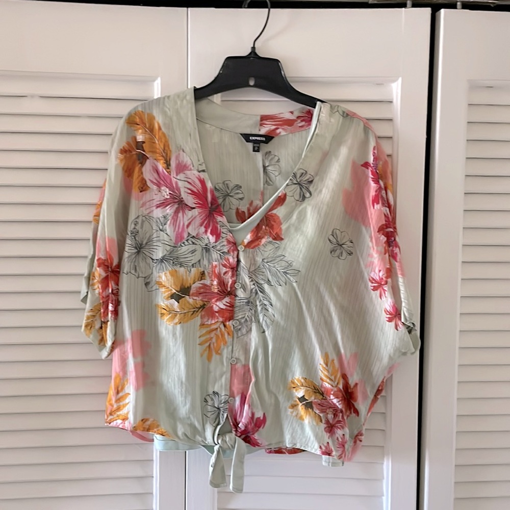 Express floral top Small